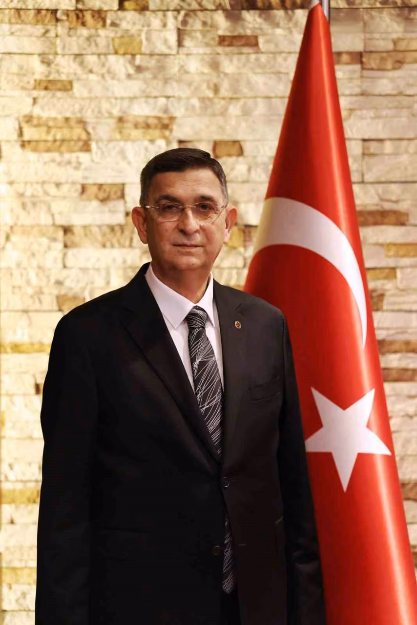 Adnan Ünverdi’den 29 Ekim Cumhuriyet Bayramı mesajı