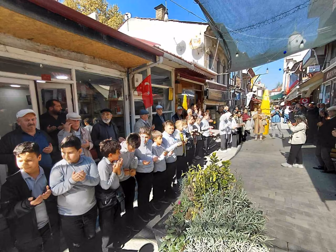 Asırlık dua geleneği sürüyor