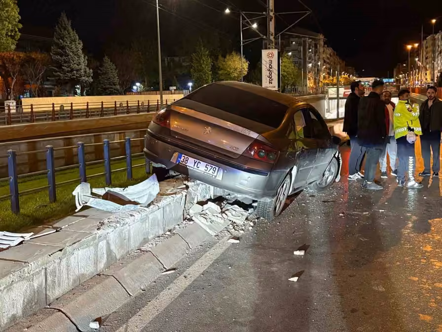 "Teşkilat mısınız" diyen alkollü sürücüye polisten anlamlı cevap: "Polis teşkilatıyız"