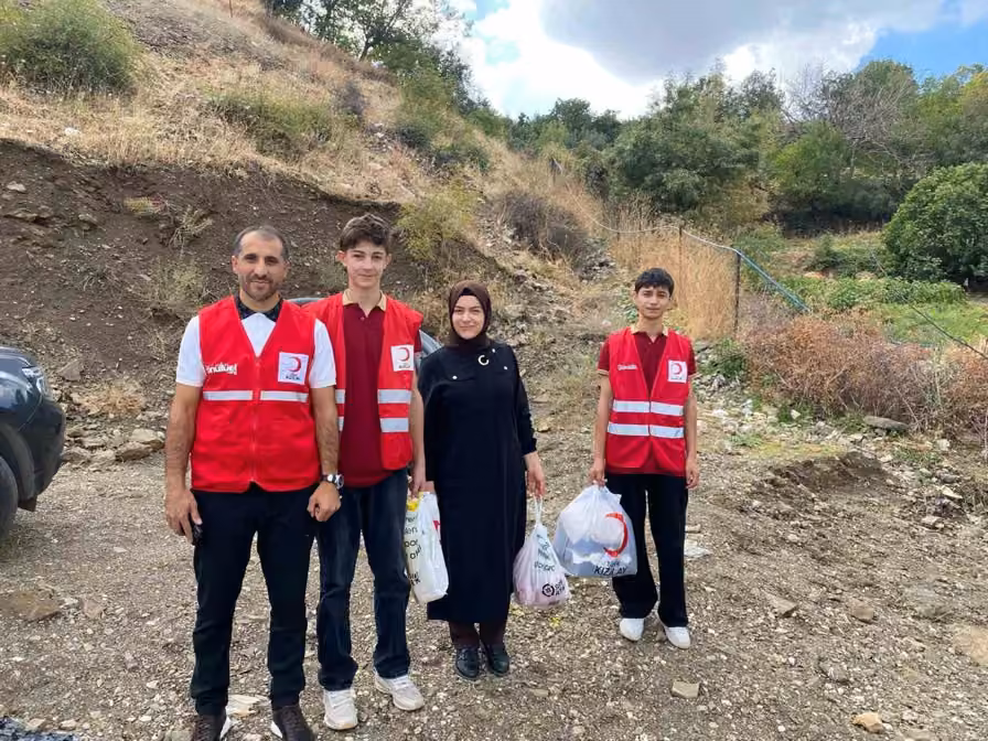 Sason Anadolu Lisesi öğrencilerinden örnek sosyal sorumluluk