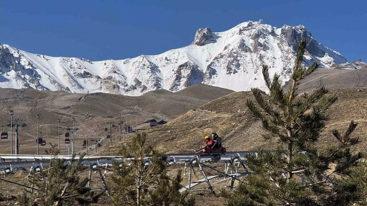 Erciyes’te dağ kızağında montaj tamamlandı, test sürüşleri başladı