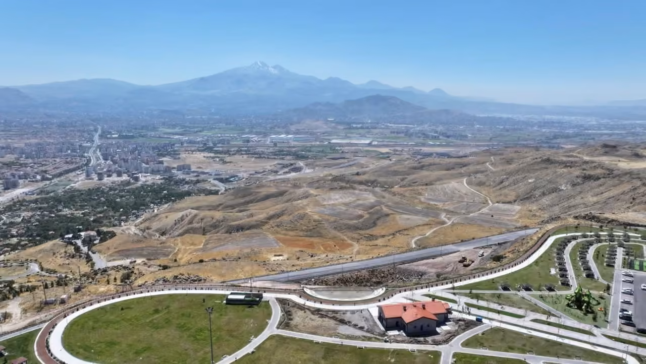 Başkan Çolakbayrakdar: "Kayseri’nin eşsiz manzarası kent balkonunda buluşacak"
