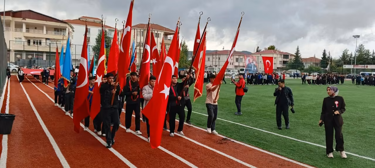 Gölbaşı’nda 29 Ekim Cumhuriyet bayramı kutlandı