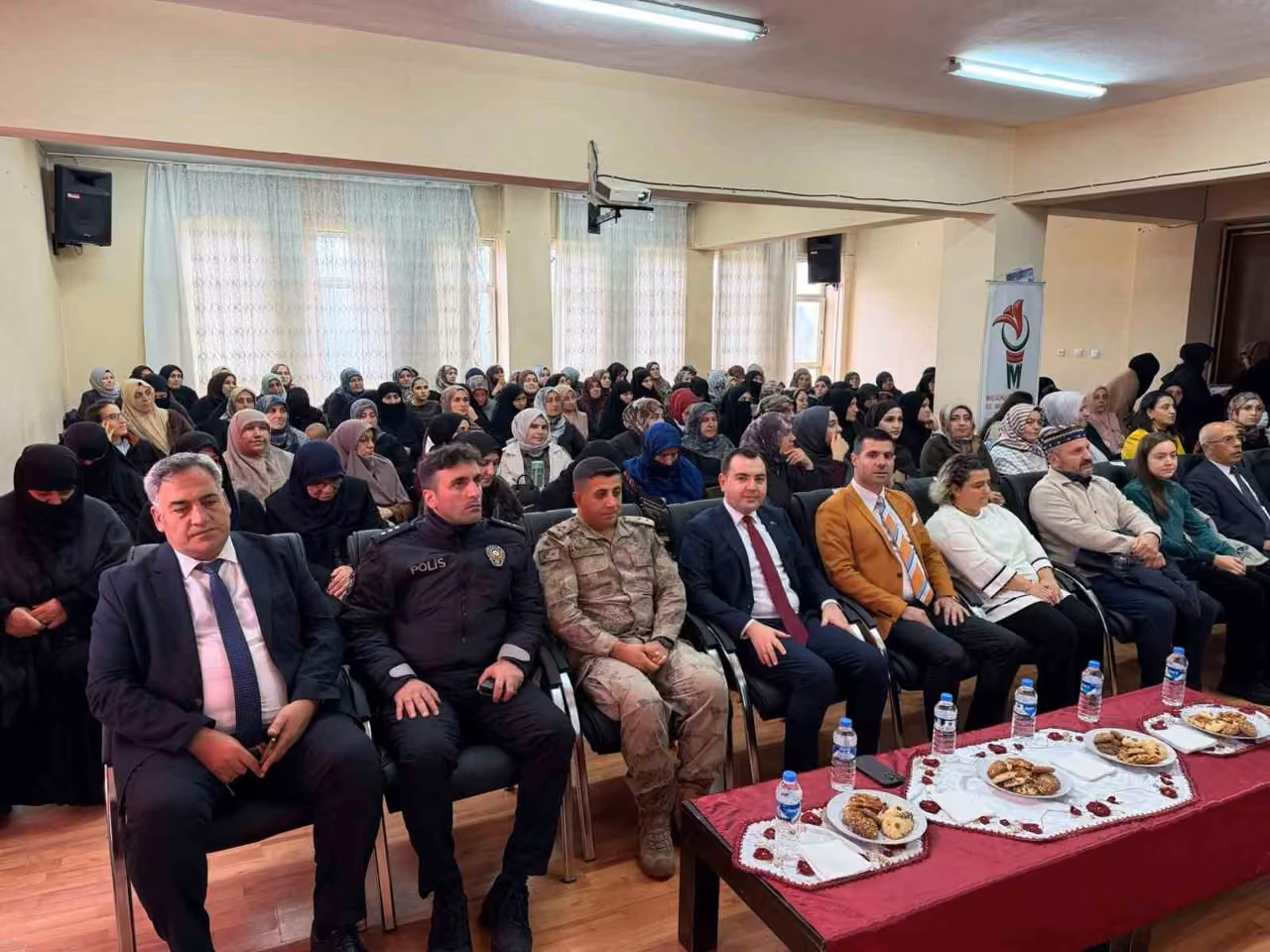 Hasköy’de "Ailenin Gücü" semineri düzenlendi
