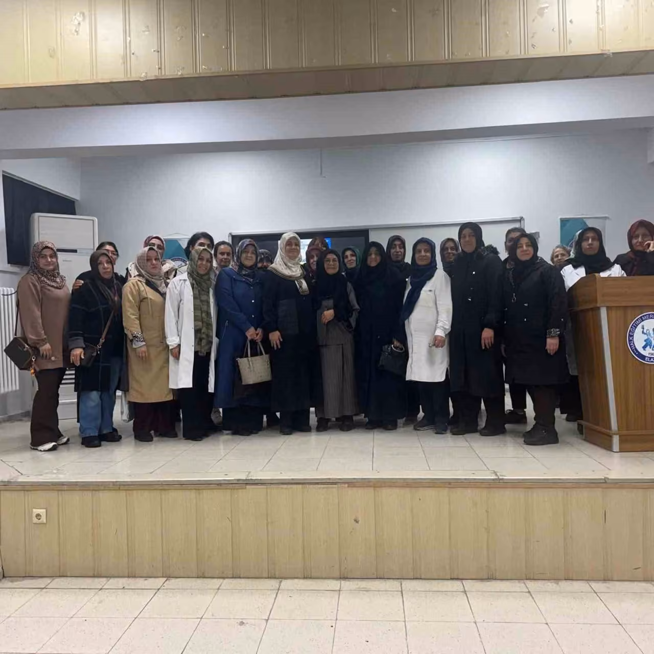Elazığ’da kadının ailedeki rolü ele alındı