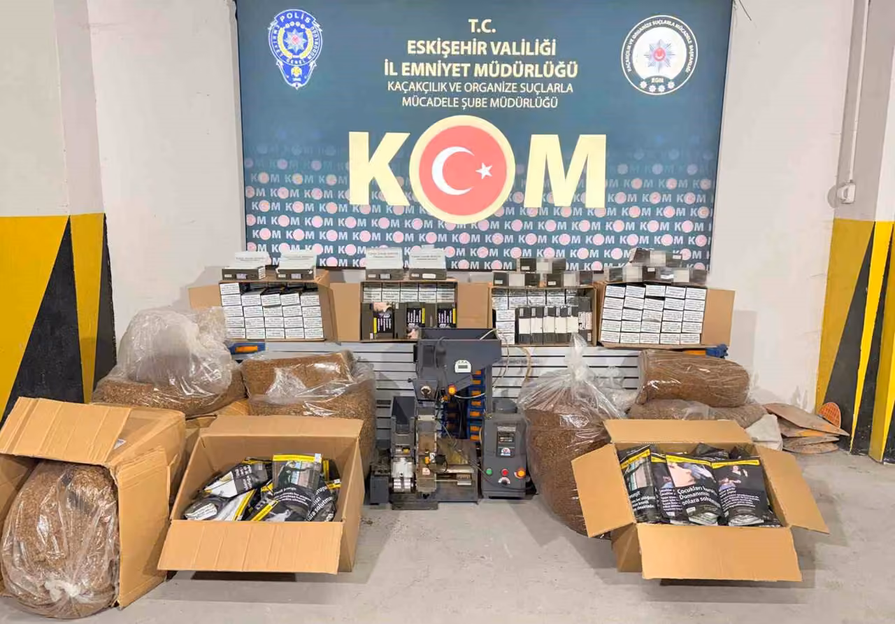 Eskişehir’de kaçak tütün ve alkol operasyonu