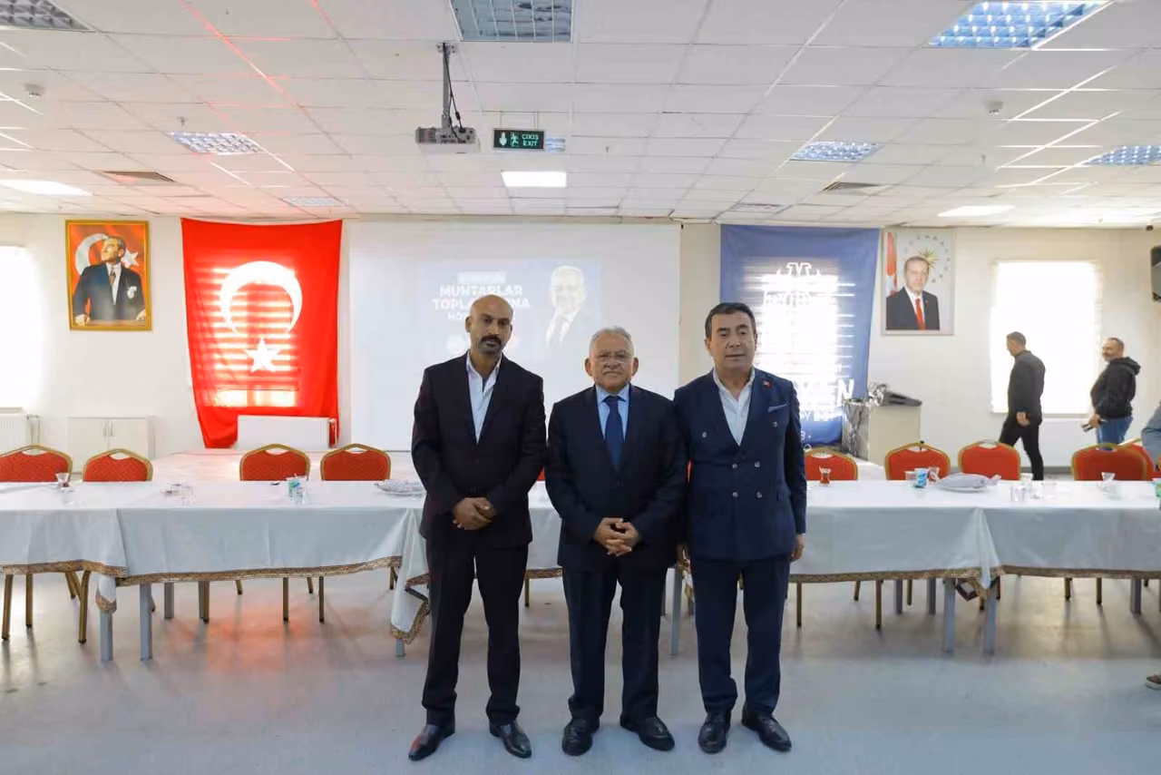 Başkan Büyükkılıç, Bünyan’da muhtarlarla istişare toplantısı yaptı