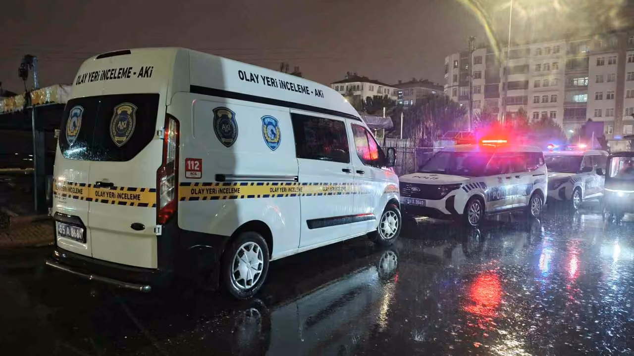 Samsun’da bıçaklı kavga: 2 yaralı