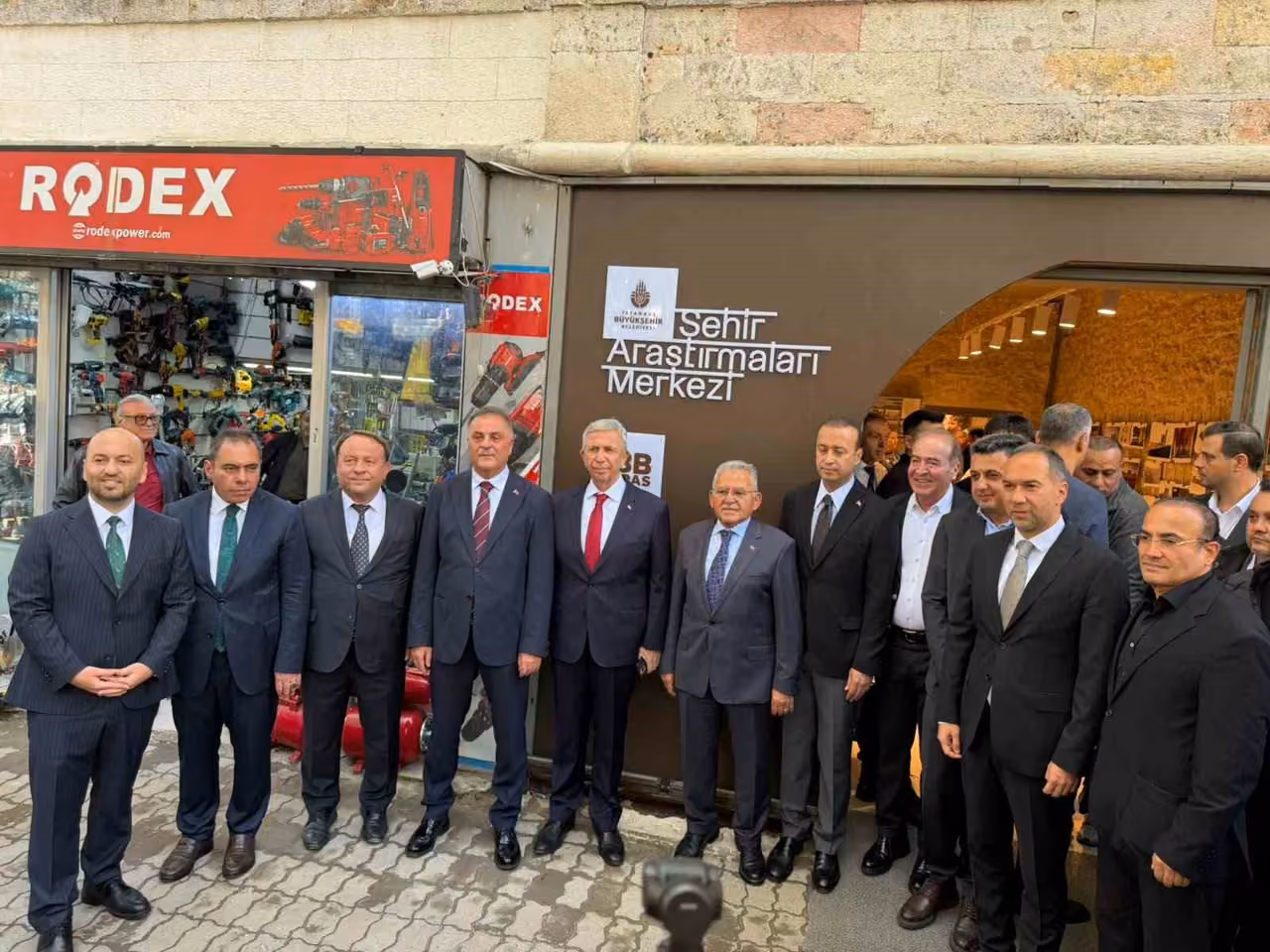 Başkan Büyükkılıç İstanbul’da Şehir Araştırmaları Merkezi açılışına katıldı