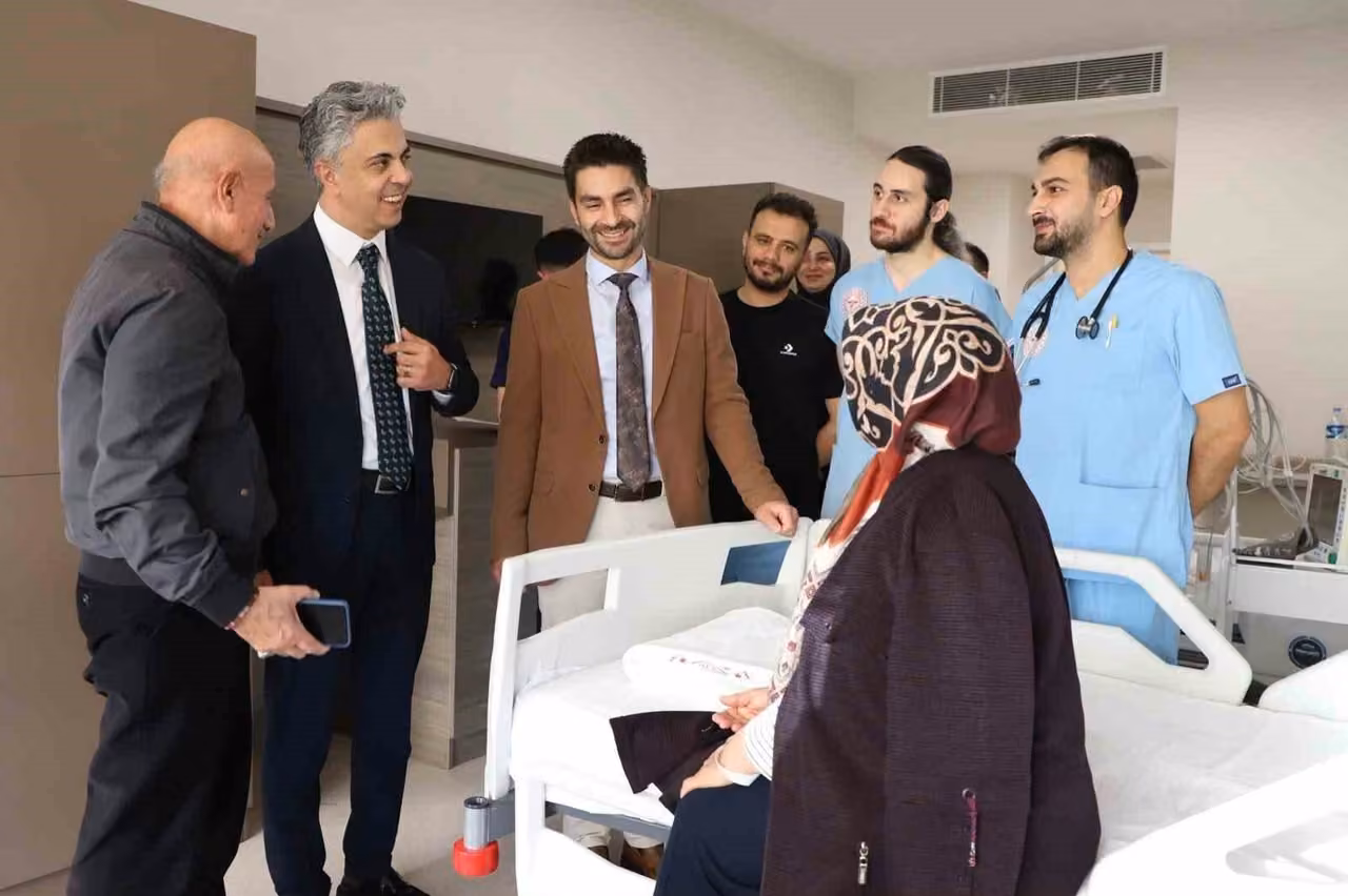 Kuyrukluyıldız ve Taş’tan yatarak tedavi gören hastalara ziyaret