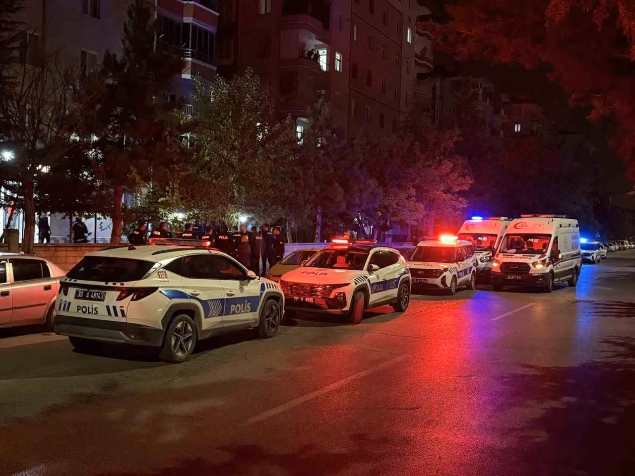 Önce babasını öldürdü, ardından intihar girişiminde bulundu