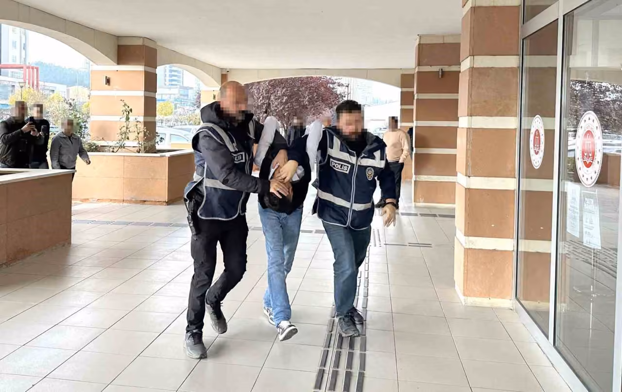 Etrafa rastgele ateş açarak 5 kişiyi yaralayan şüpheli tutuklandı