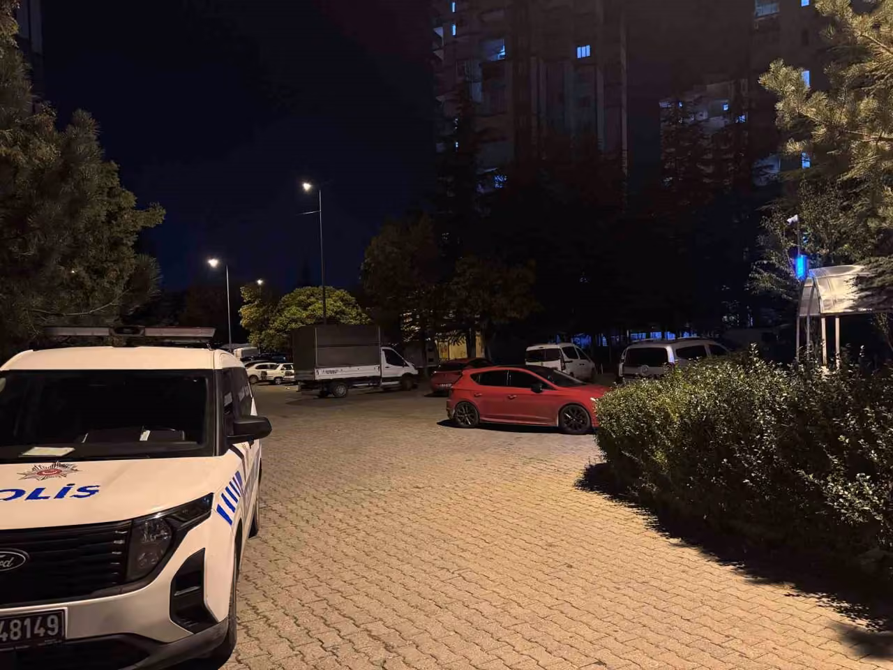 Yalnız yaşayan yaşlı kadın evinde ölü bulundu