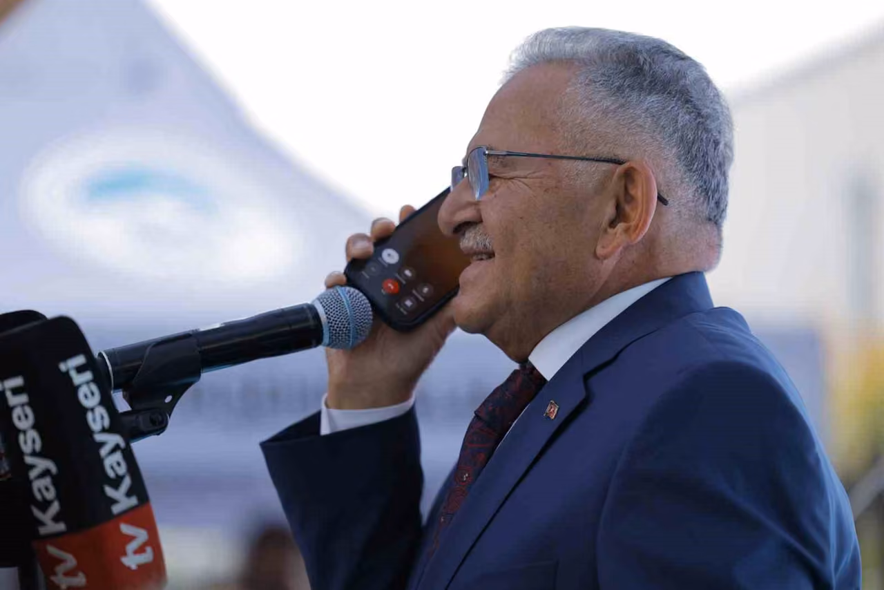 En duygusal açılış