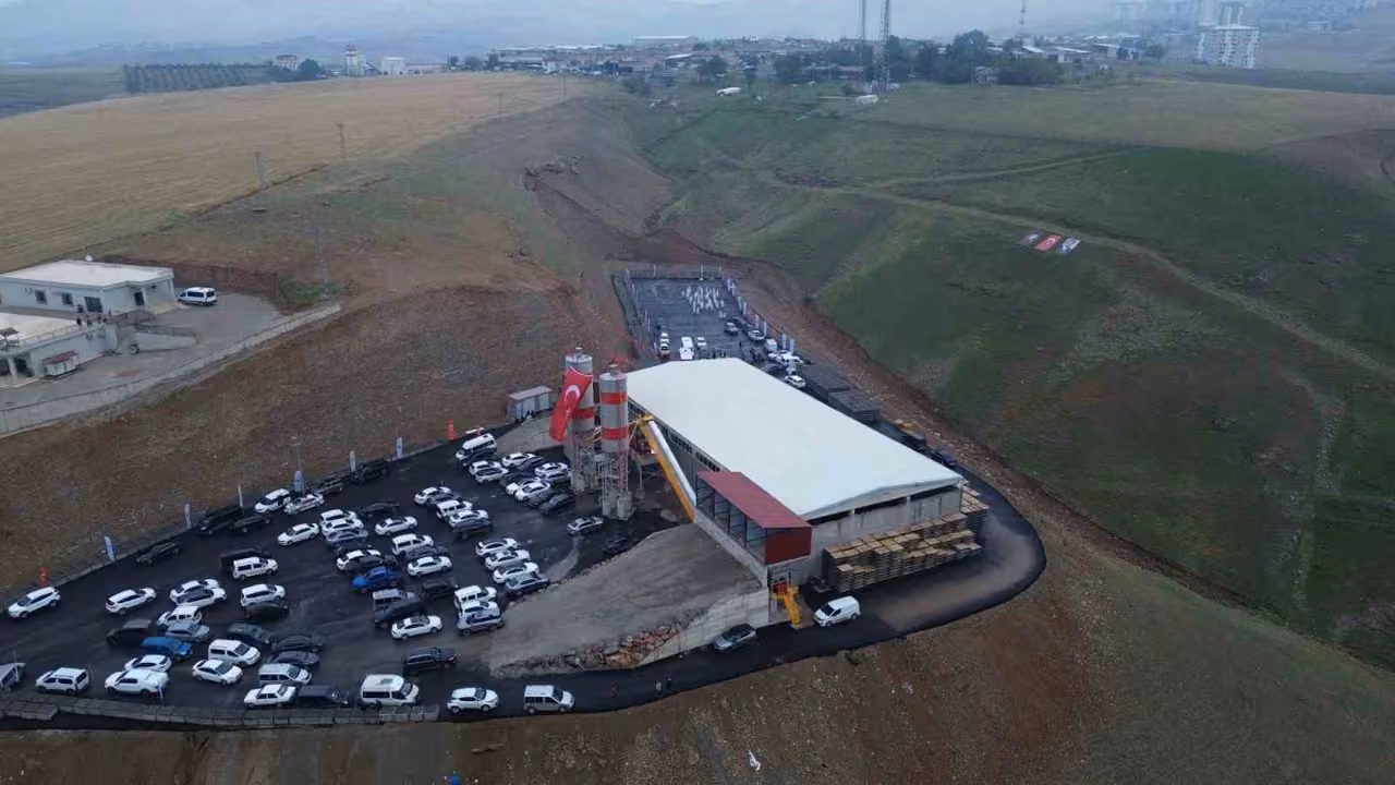 Siirt’te Cumhuriyet coşkusu altyapı yatırımlarıyla taçlandı