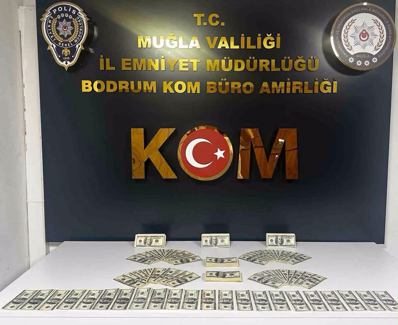 Bodrum’da sahte dolar operasyonu: 46 bin 200 dolar ele geçirildi