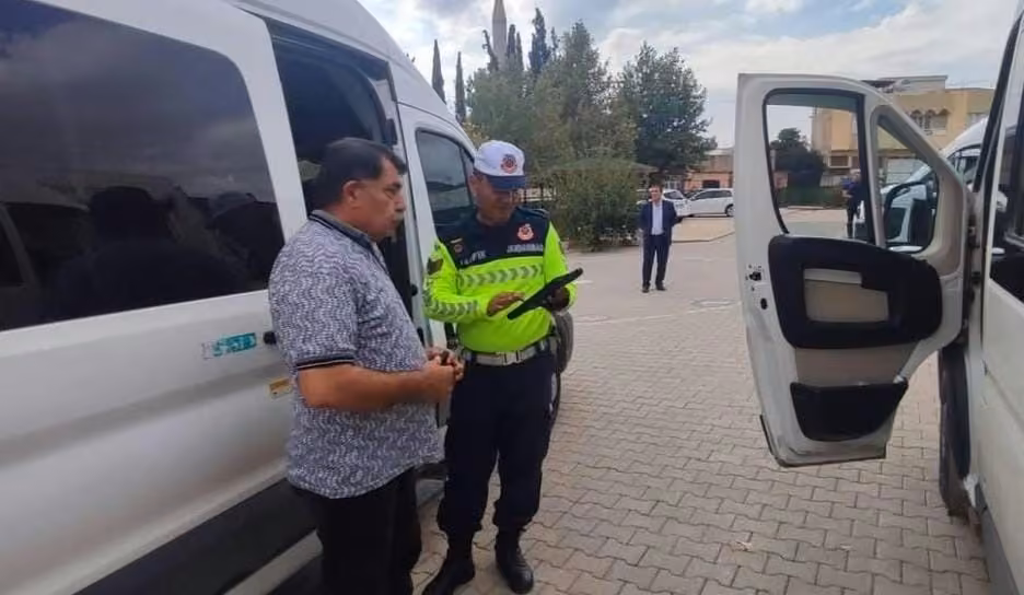 Kilis’te okul çevrelerinde jandarma ekiplerinden güvenlik denetimi