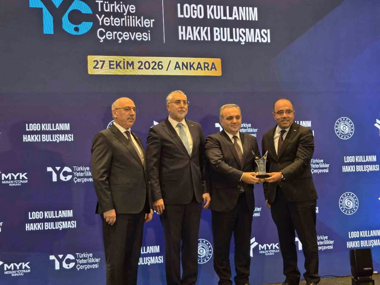 ERÜ’ye TYÇ logosu kullanım hakkı ödülü