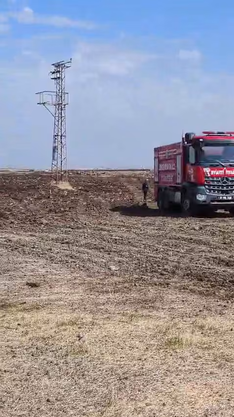 Eşiyle tartıştı, yüksek gerilim hattı direğine bağladığı iple intihar etti