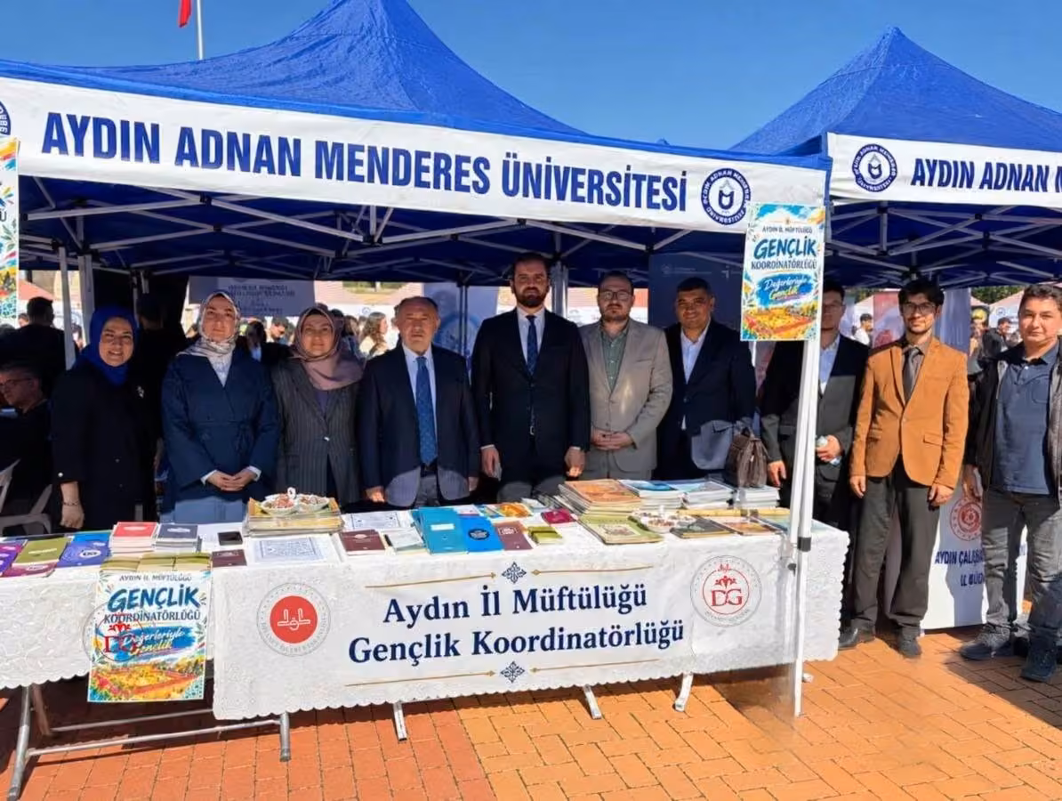 Üniversite öğrencilerine müftülüğün gençlik faaliyetleri tanıtıldı