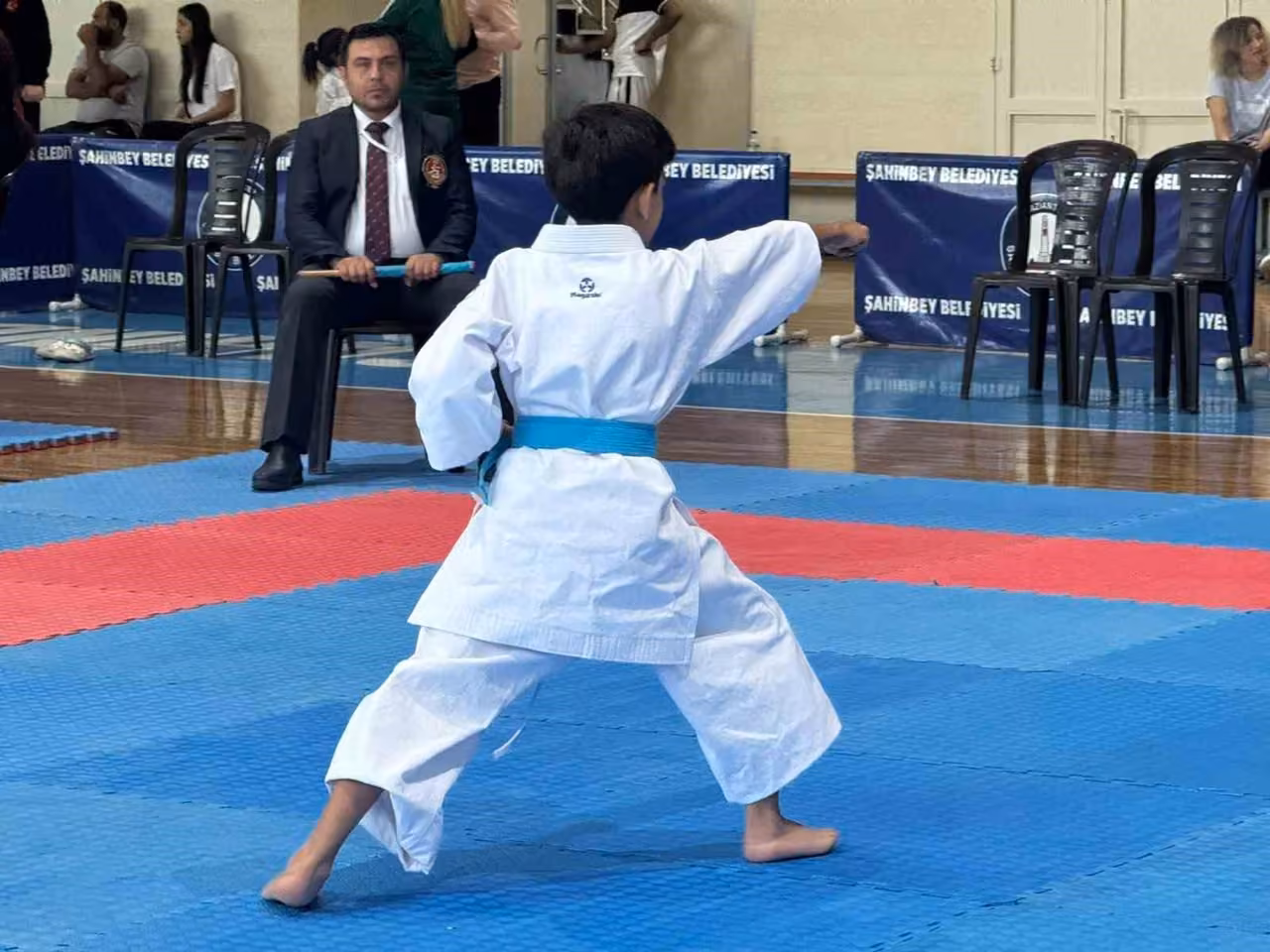 Şahinbey’de 600 karateci madalya için tatamiye çıktı
