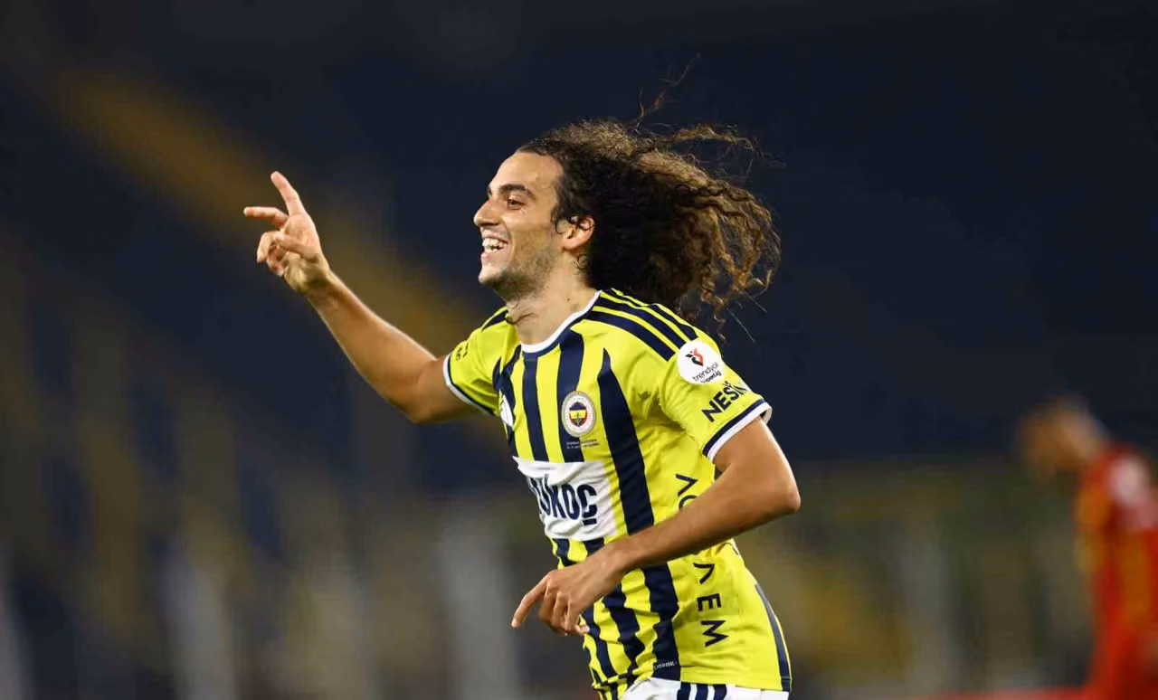 Fenerbahçe, ligde üst üste 2. mağlubiyetini aldı