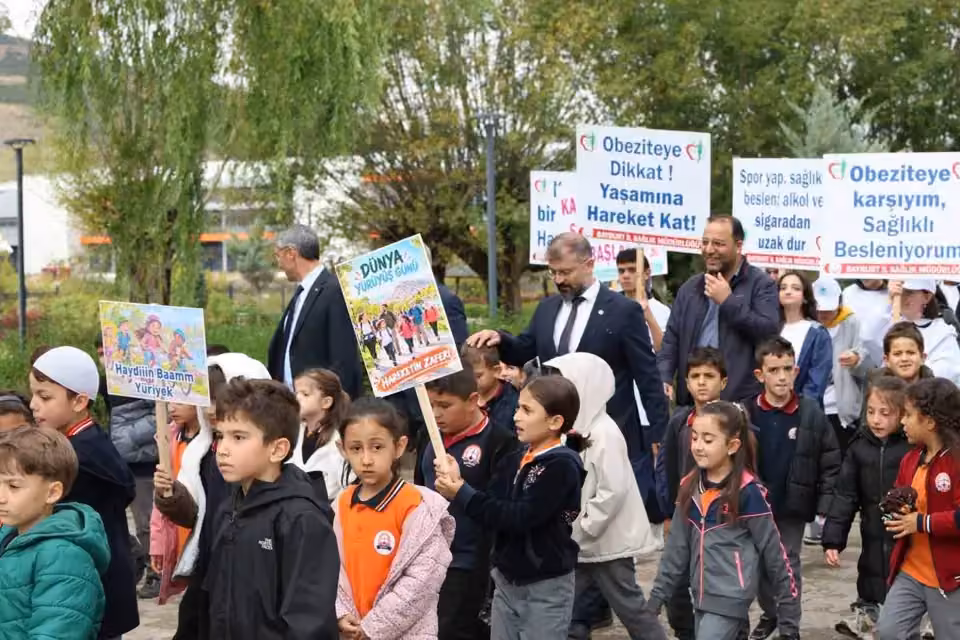 Bayburt’ta ‘Dünya Yürüyüş Günü’ dolayısıyla yürüyüş düzenlendi