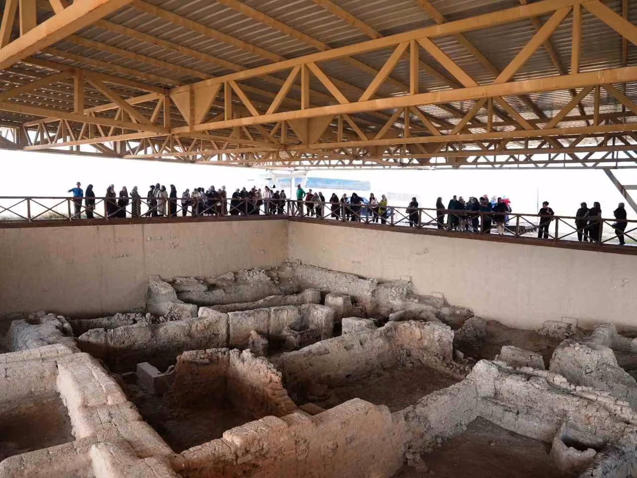Denizli Büyükşehirden gazi ailelerine moral gezisi