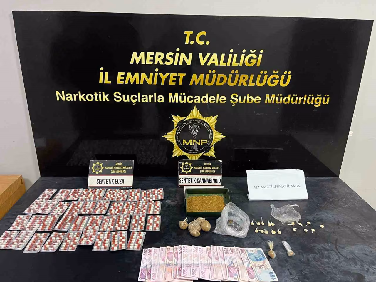 Mersin’de uyuşturucu operasyonunda 2 şüpheli tutuklandı