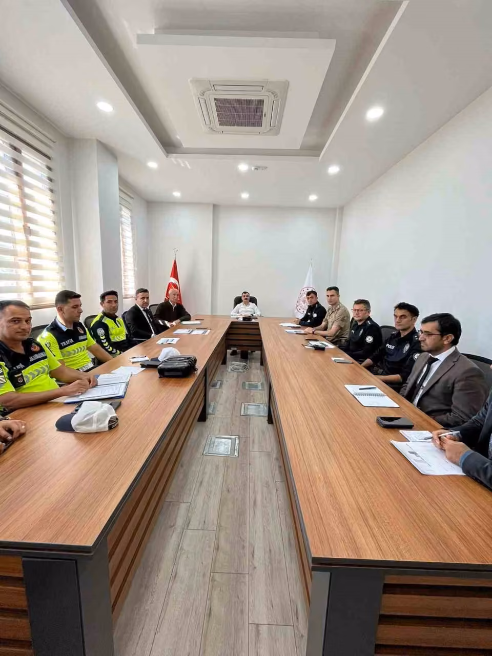 Dicle’de okul güvenliği toplantısı yapıldı