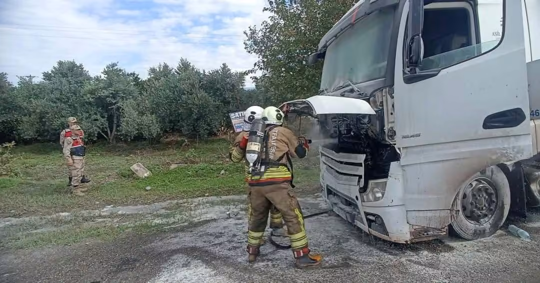 Dörtyol’da tır yangını kontrol altına alındı