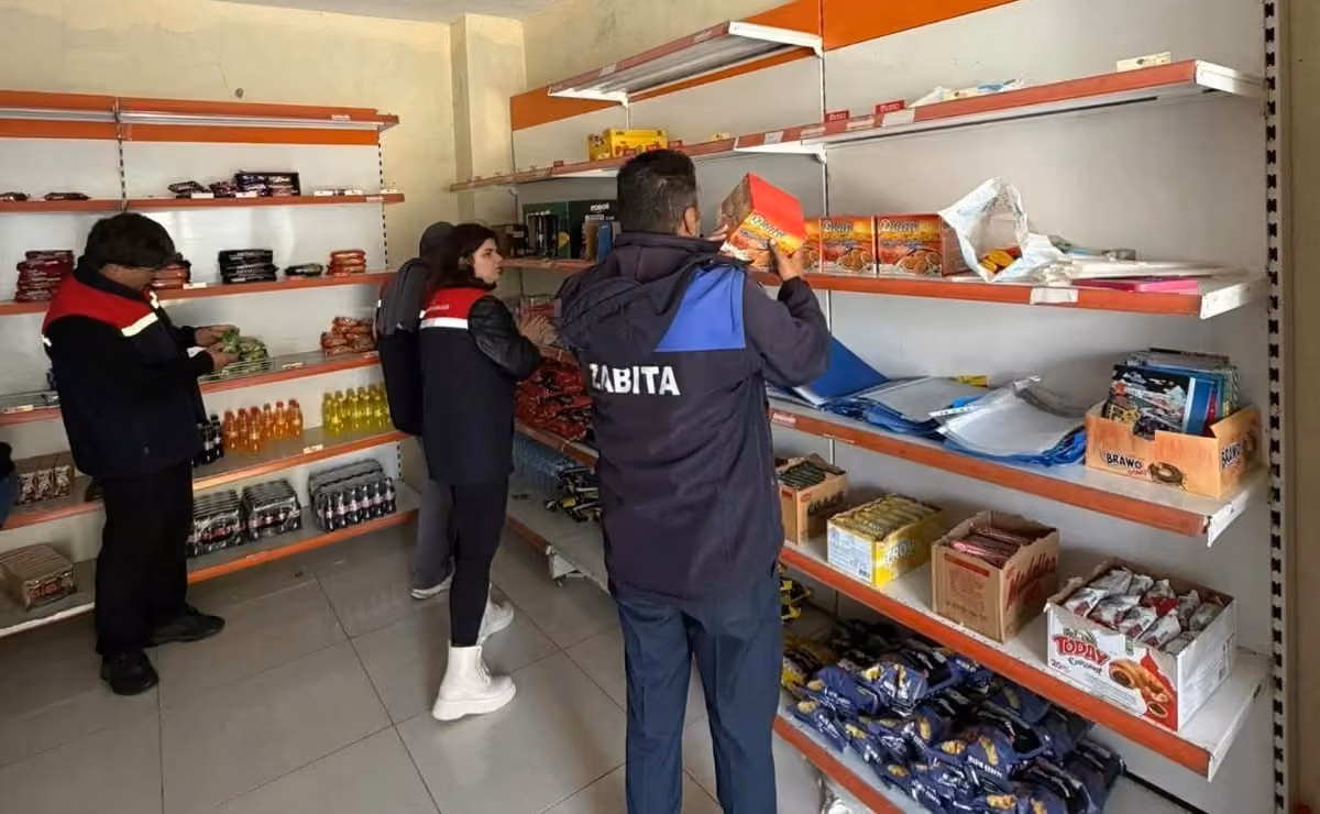 Ahlat’ta okul çevrelerinde gıda denetimleri aralıksız sürüyor