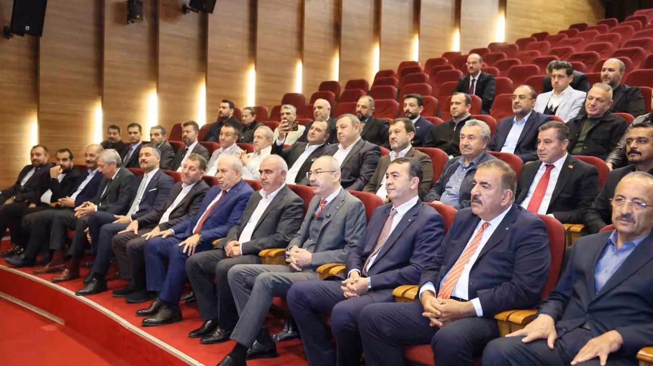 Başkan Gülsoy mazbatasını aldı