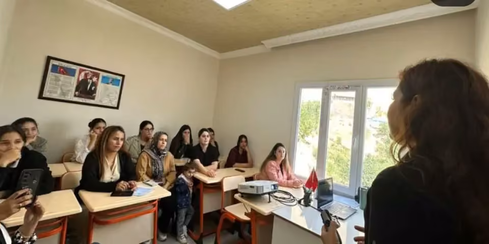 Şırnak AFAD’dan Uludere’de kadınlara yönelik afet eğitimi