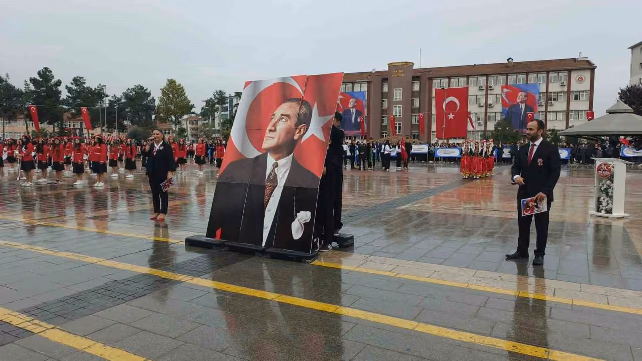 Bafra’da Cumhuriyet Bayramı çoşkuyla kutladı