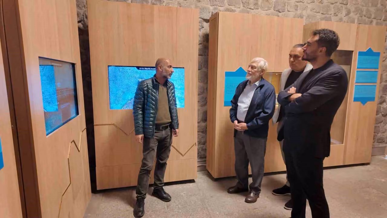 ABD’li profesör Miller, Selçuklu Uygarlığı ve Gevher Nesibe Tıp Tarihi Müzesi’ne hayran kaldı