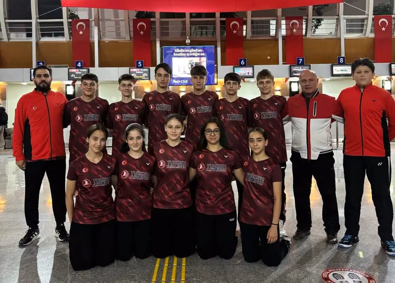 15 Yaş Altı Badminton Milli Takımı, Avrupa Şampiyonası öncesi Erzincan’da kamp yaptı