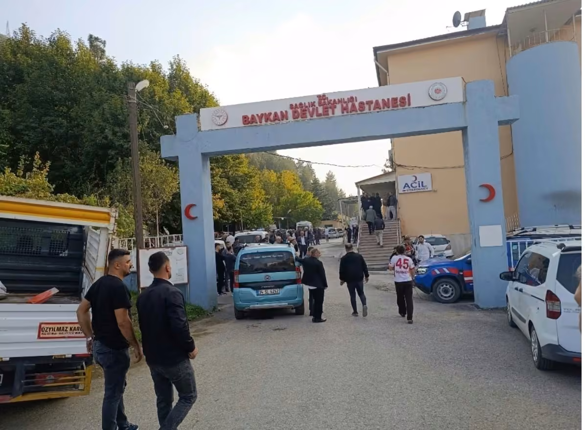 Siirt’te traktör kazasında 22 yaşındaki genç hayatını kaybetti