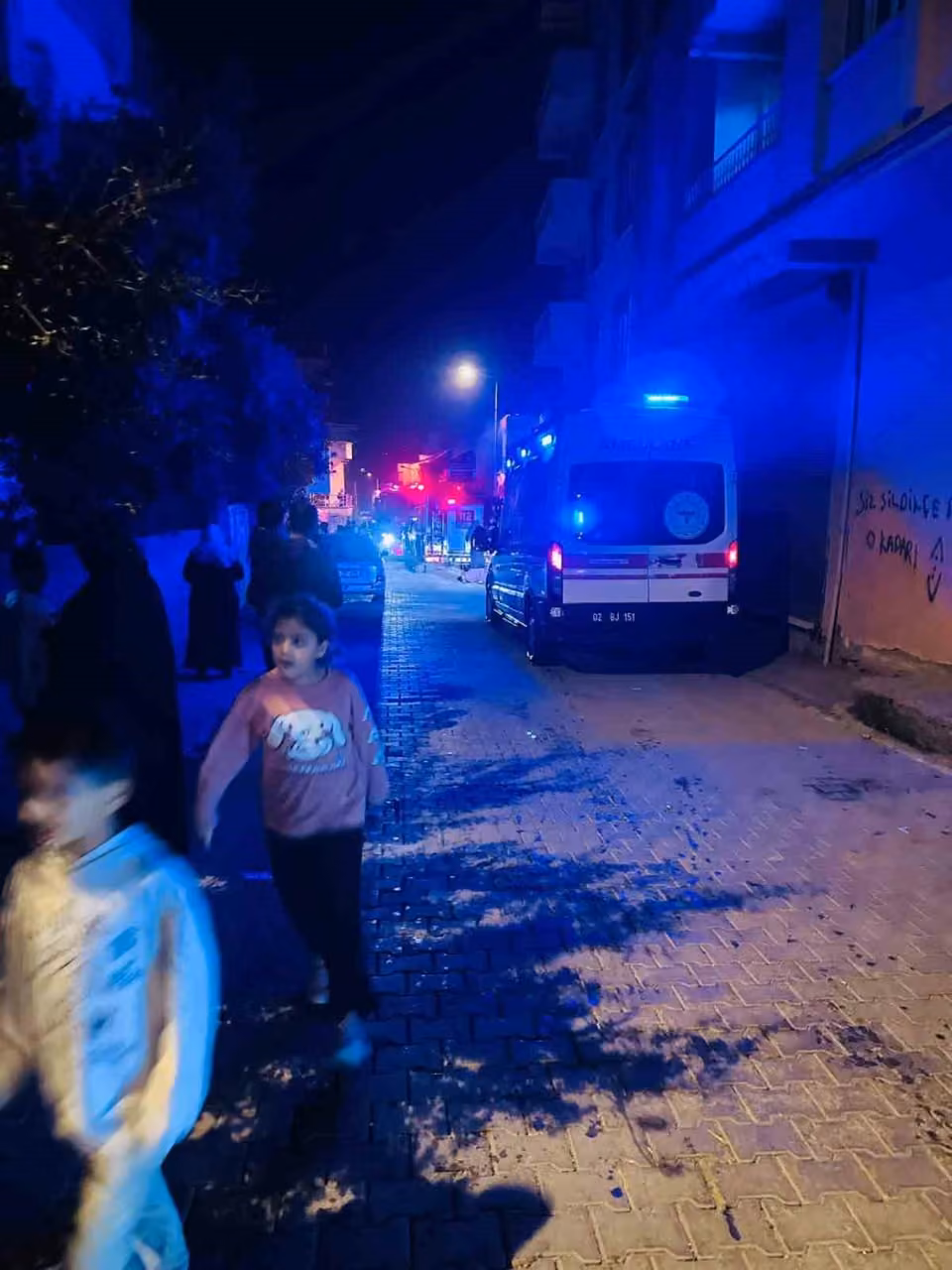 Evde çıkan yangın paniğe neden oldu