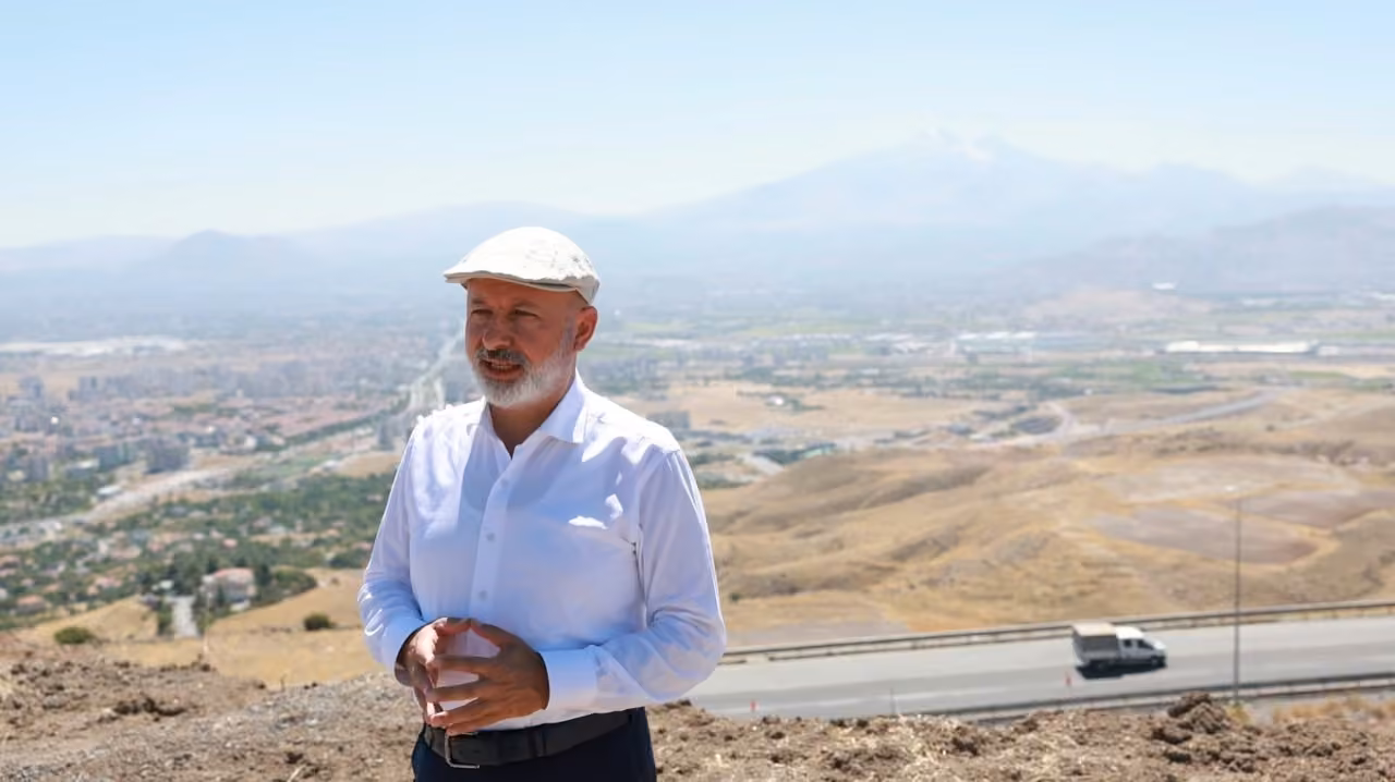 Başkan Çolakbayrakdar: "Kayseri’nin eşsiz manzarası kent balkonunda buluşacak"