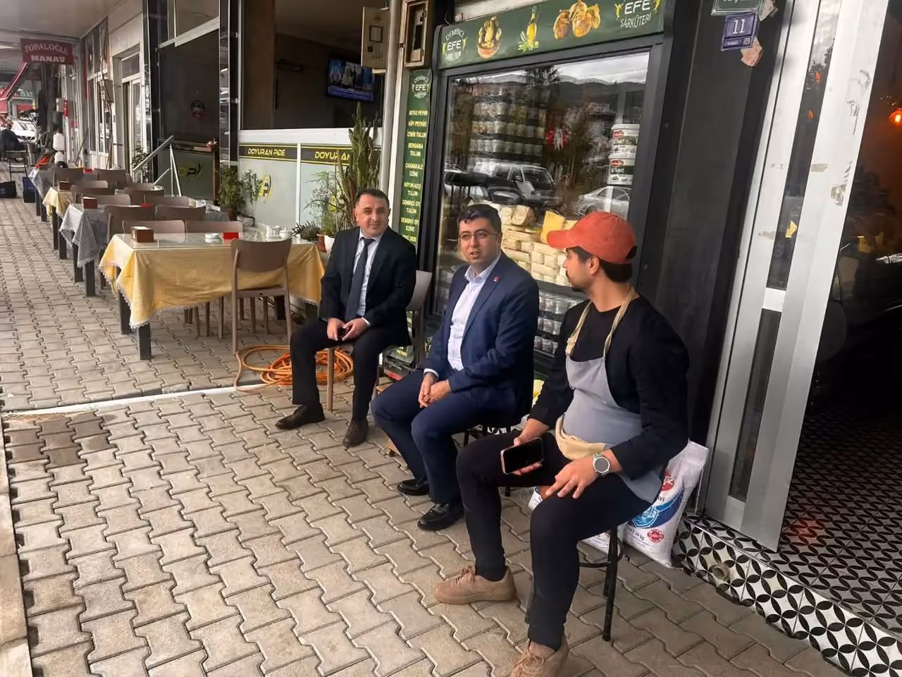 Yenipazar Kaymakamı Karataş esnafın taleplerini dinledi