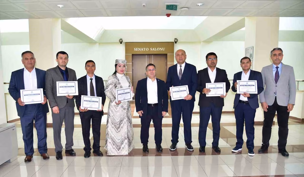 Özbekistanlı 9 akademisyene sertifika verildi