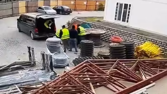 Tuzla’da şantiyeden 1 milyon 397 bin TL değerinde kablo çalan 3 şüpheli yakalandı