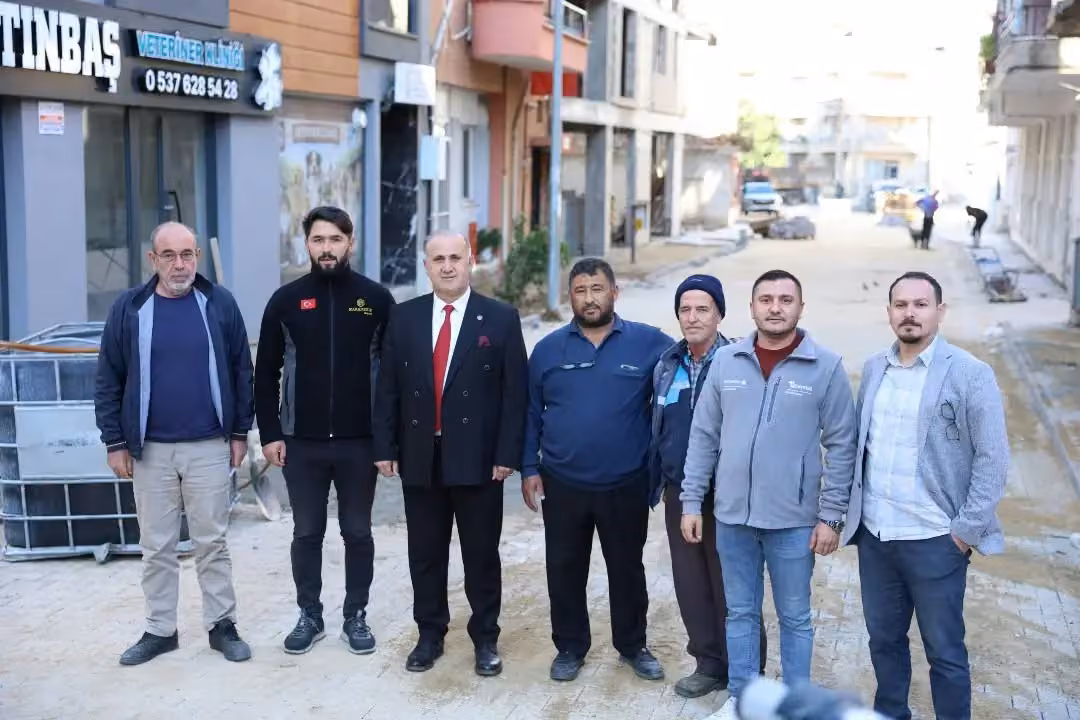 İncirliova’da yol çalışmaları sürüyor