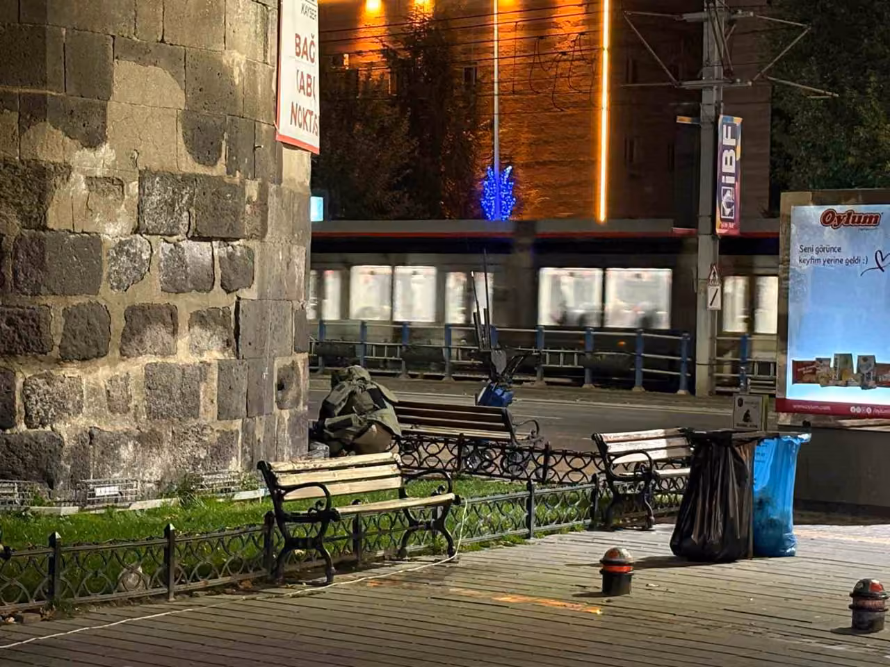 Kayseri’de şüpheli çanta fünye ile patlatıldı