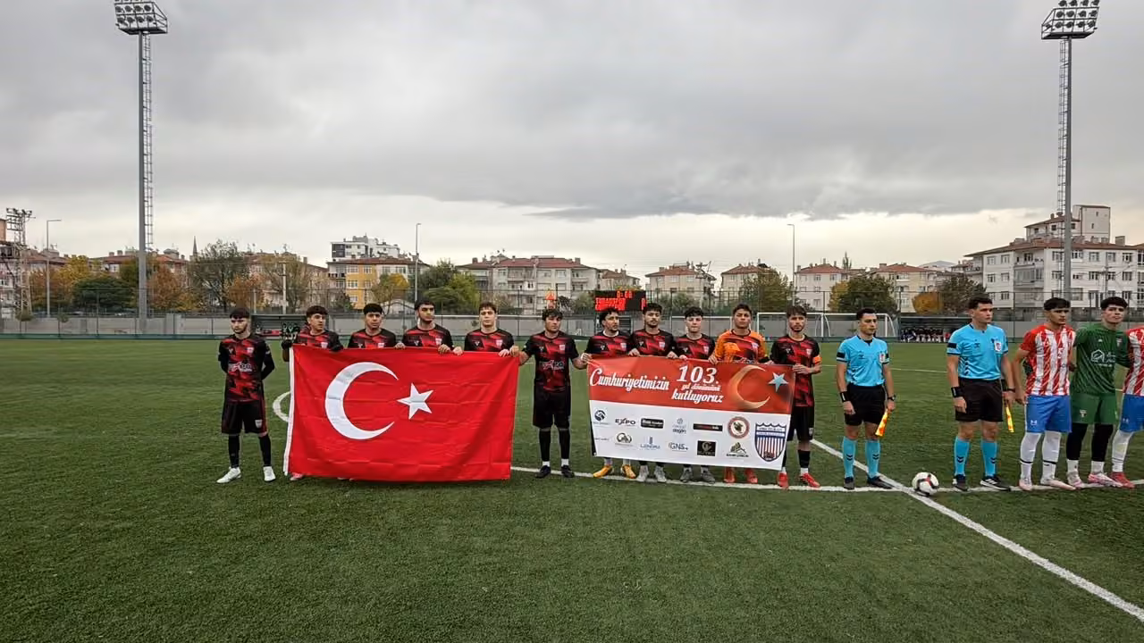 1966 Turanspor’dan Cumhuriyet Bayramı’nda anlamlı mesaj