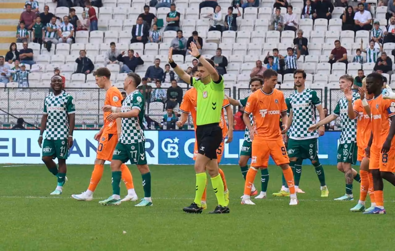 Trendyol Süper Lig: Konyaspor: 0 - Başakşehir: 0 (Maç sonucu)